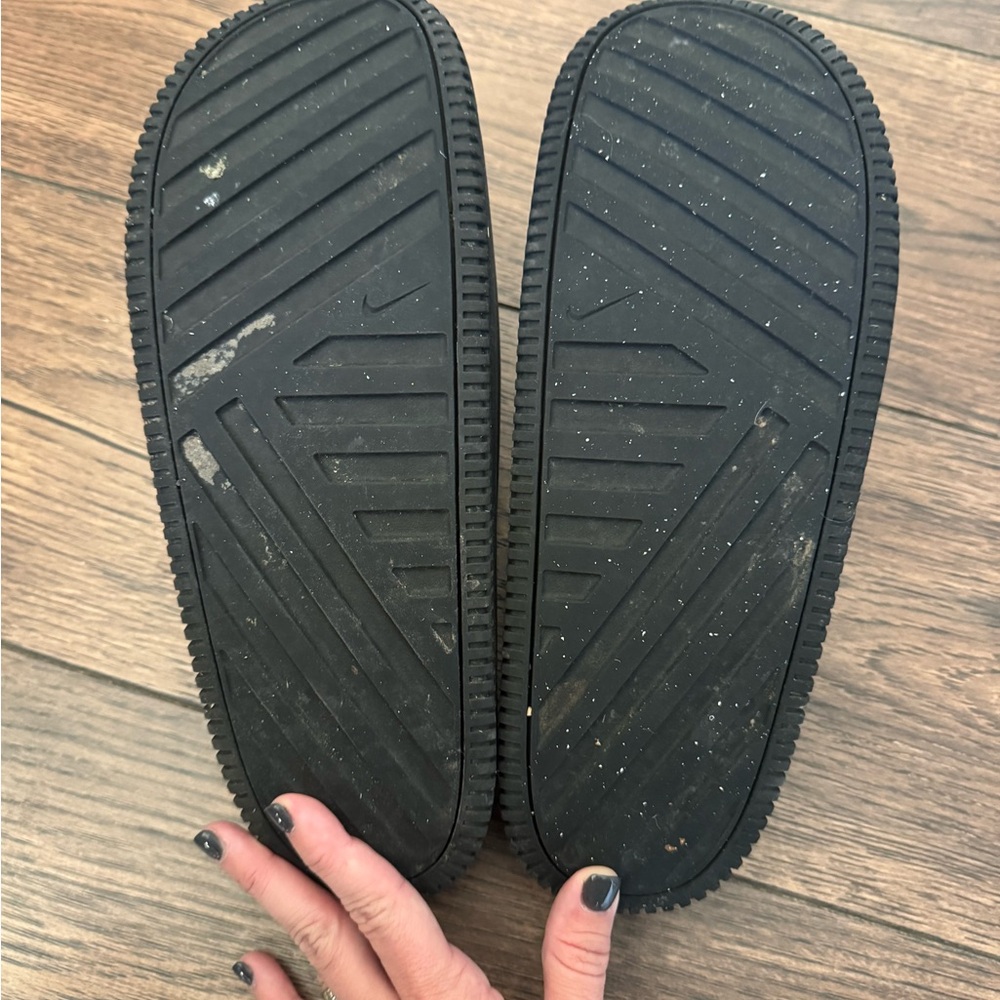 Nike Calm Slides - Picture 2 of 3